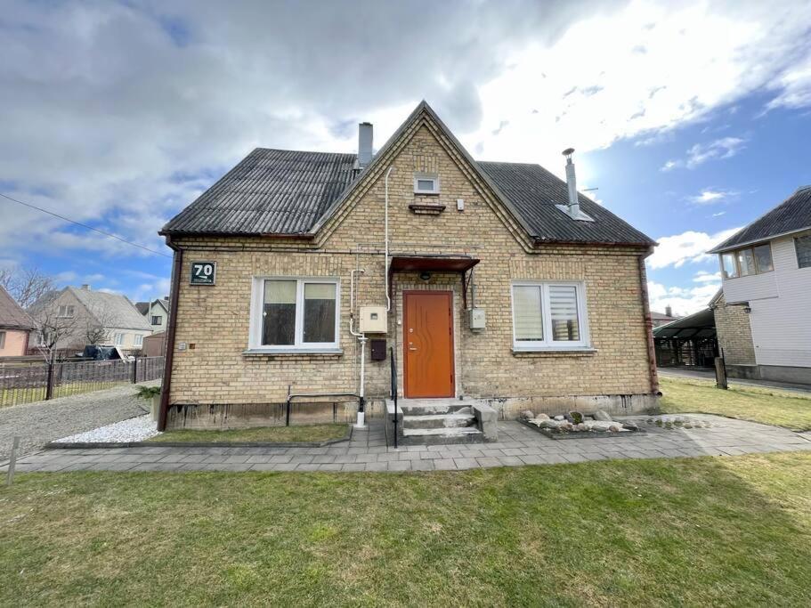 Ferienwohnung Kotedzas Nuomai - Retro 70, Siauliai Exterior foto